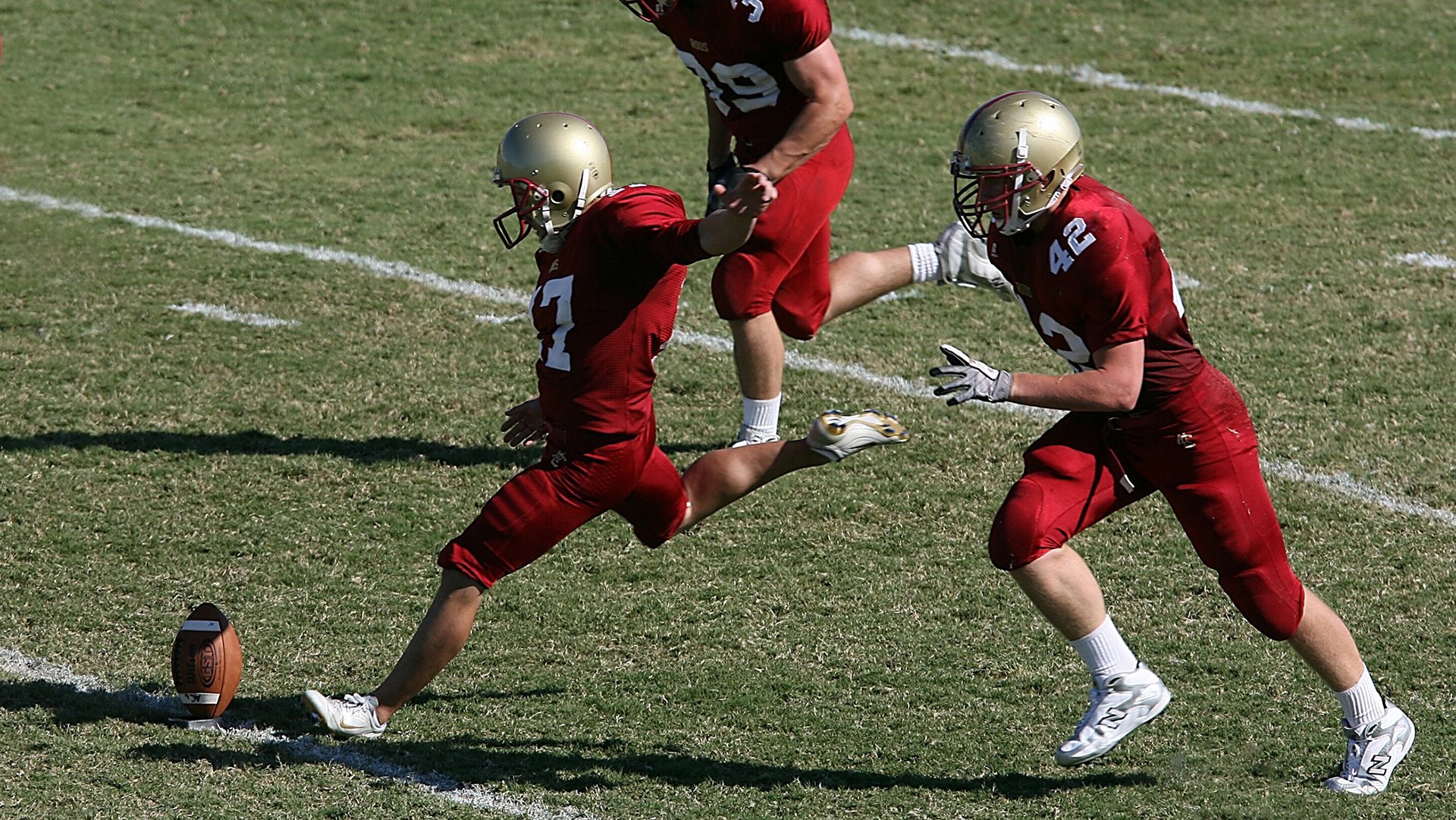 爱电脑版|从伤病到重生,运动员康复之路的艰辛与希望
